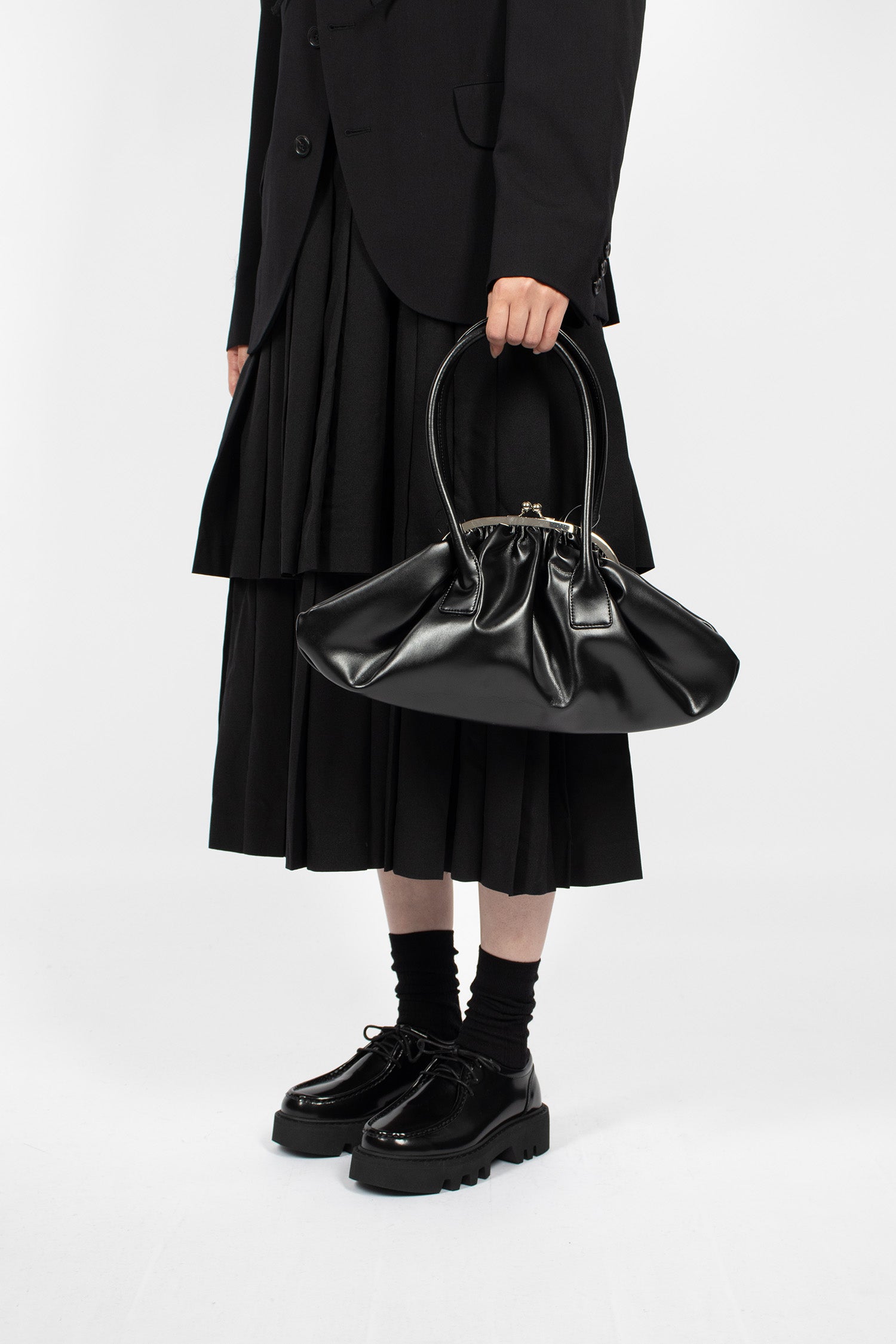 Small Clasp Gathered Bag Black